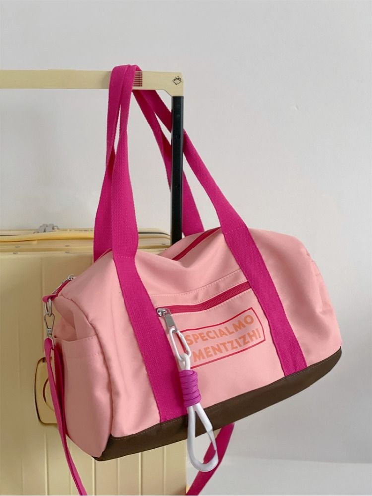 A small, large-capacity gym bag for girls, a bag for yoga, short-distance sports bag for one shoulder