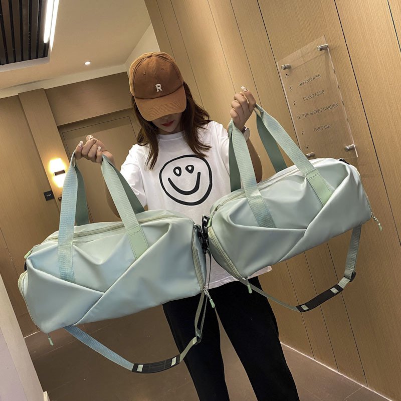 Omaska gymnasium packs dry and wet to separate men and women with the same large capacity to swim for hand-held short-distance bags