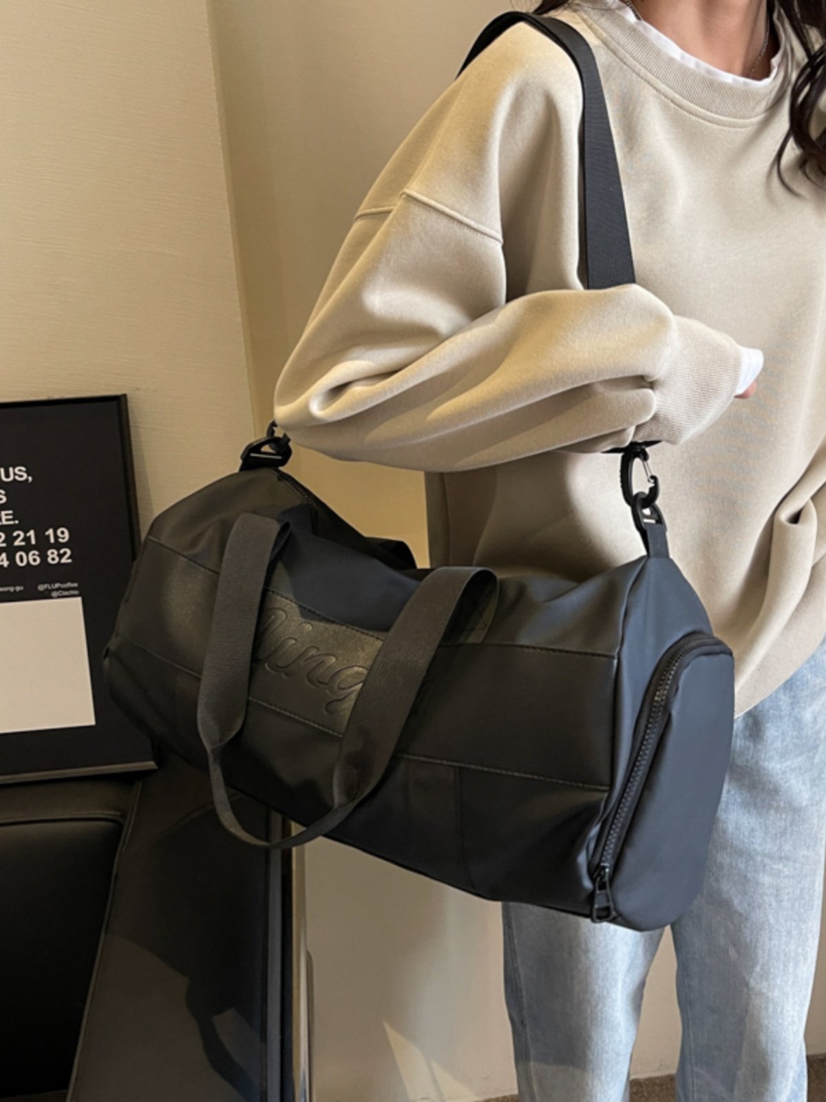 Gymnasium bag male slant bag, handbag, swimming bag, female dry-wet-separated, high-volume bag