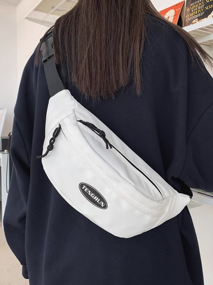 A phone-backed hip-and-pop man's chest-pack day is about to lighten up a one-shoulder-backed, one-shoulder-backed, girl-leave-in-a-sport