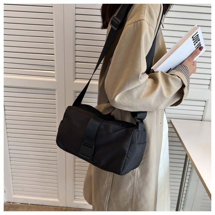 Yoga sports women's gymnasium packs dry and wet, short-distance travel training room with large capacity to accept handbags