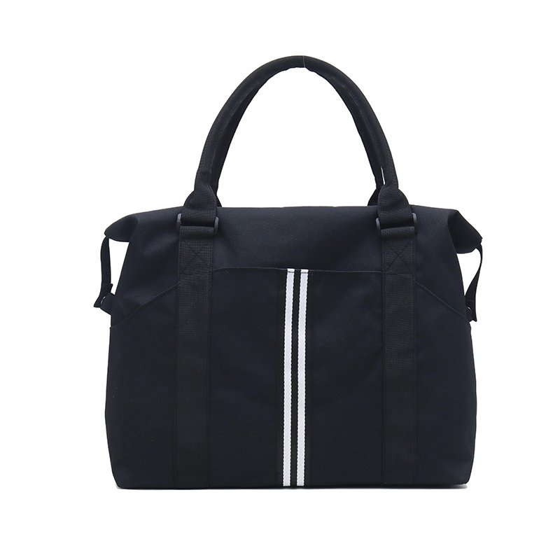Hand-held travel packs with large, short-distance, one-capable shoulder packs to fold leisure time travel kits