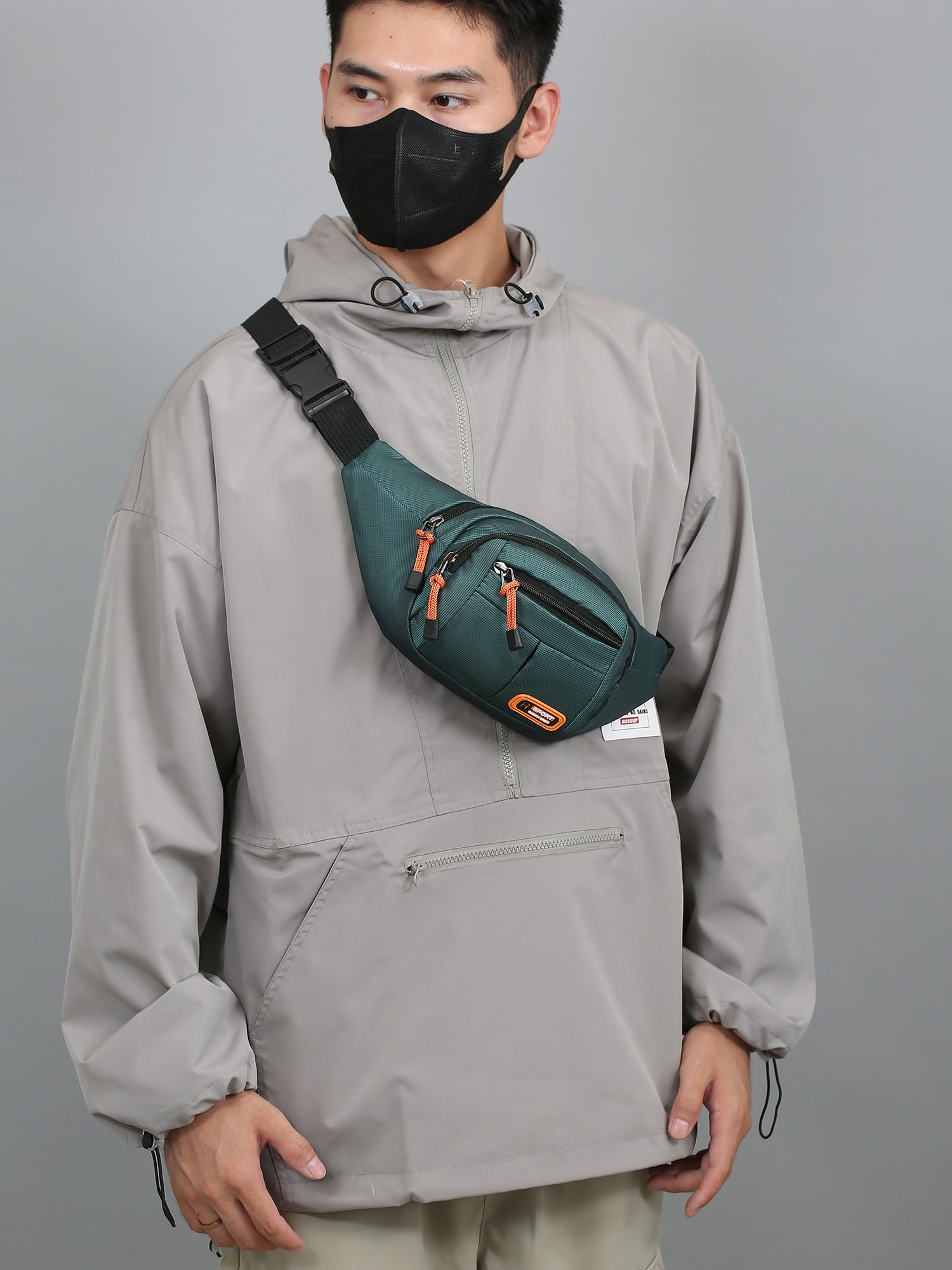2023 High-capacity waterproof nylons, men's waistbags, outdoor recreational packs, slops