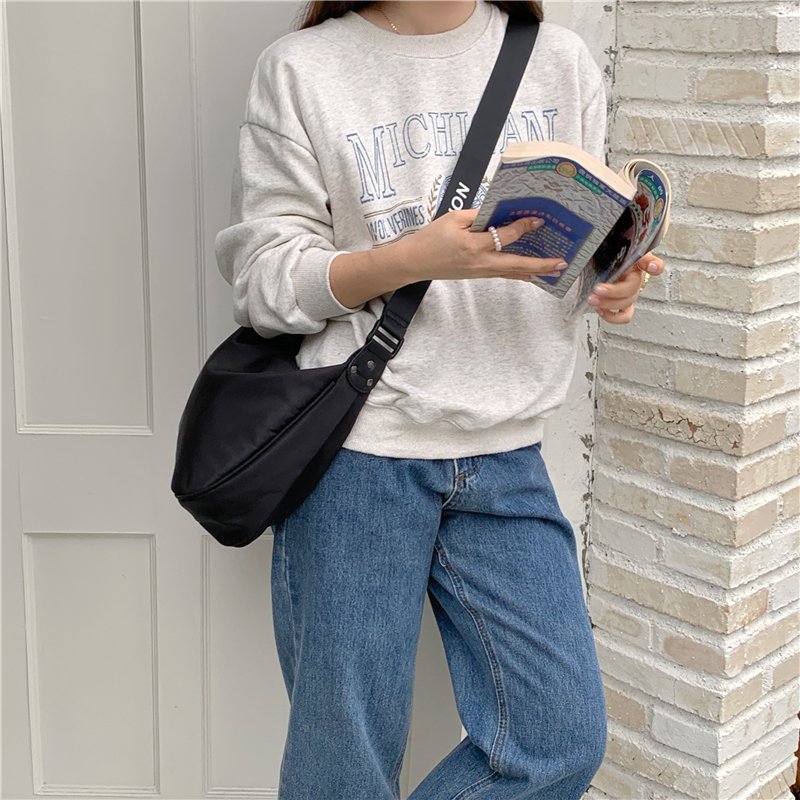 Waterproof Oxford with a large capacity of dumplings, a small group of girls with a full range of leisure and sports