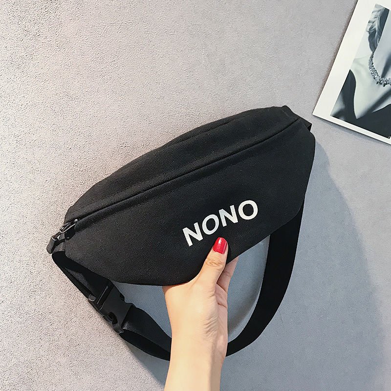 the new 2021 man's one-shoulder-slashed chest bag, a woman's twirl, and a man's backpack