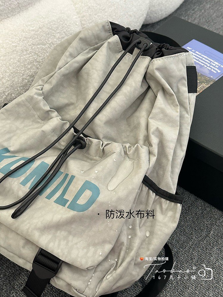 Out-of-the-door exercise, with a light-twisted shoulder-tip bag for both men and women, for college students