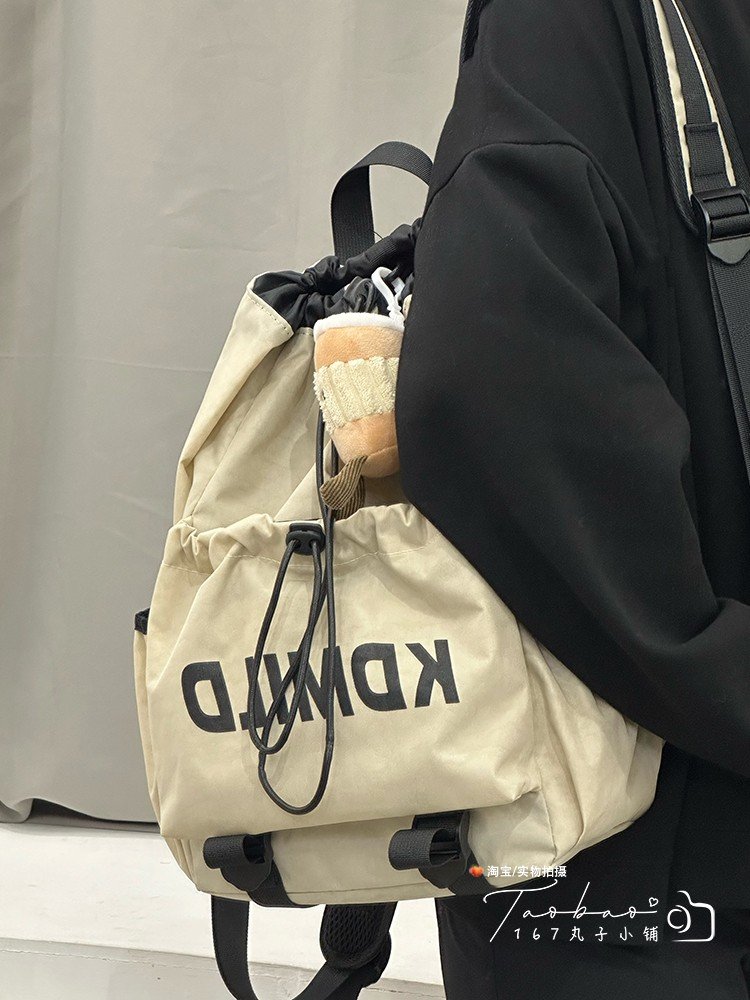 Out-of-the-door exercise, with a light-twisted shoulder-tip bag for both men and women, for college students