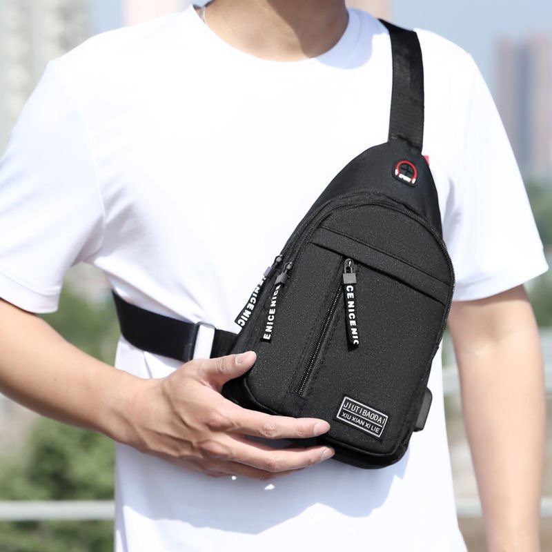 Chestbag male backpack 2024 new nylon nylon nymph nymphomous nymphatic nymphatic nymphatic nymphatic nymphatic nympic hympics hysteria
