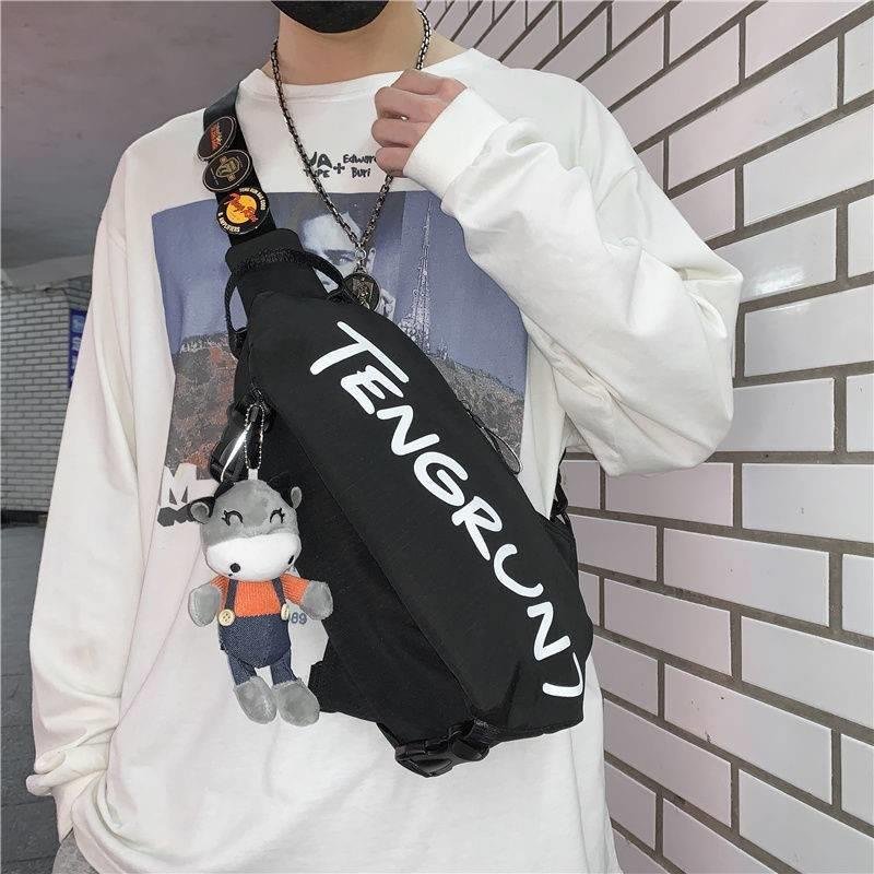 slippery-packed men's sports cashbags, one-shoulder-packed girls' little cross-buttons