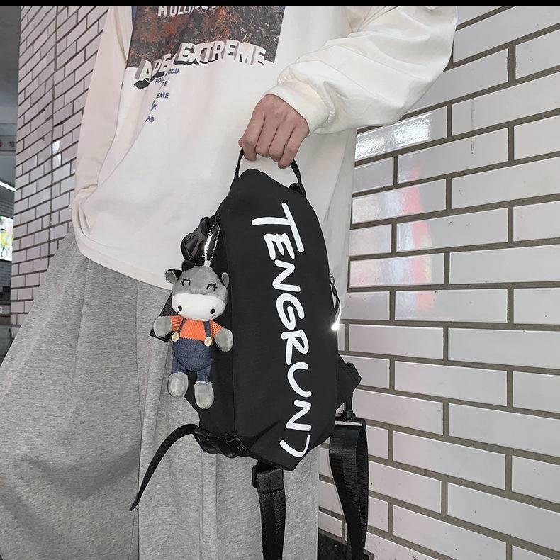 slippery-packed men's sports cashbags, one-shoulder-packed girls' little cross-buttons