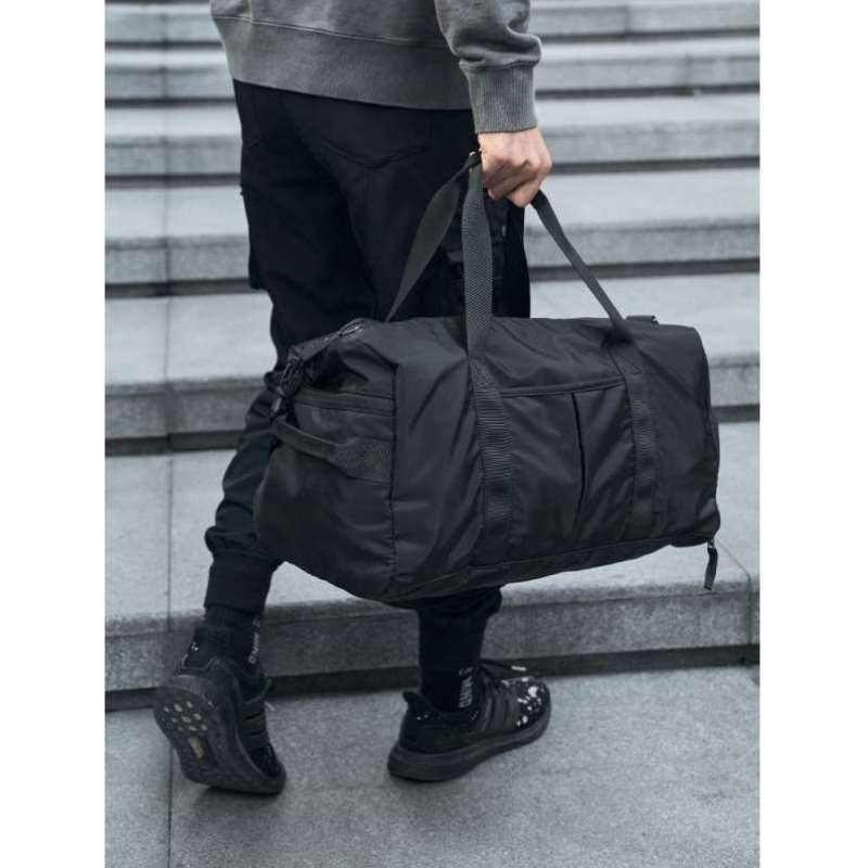 Separated handbags, gyms, short-distance sports for men, slant backpacks, men's bags dry and wet