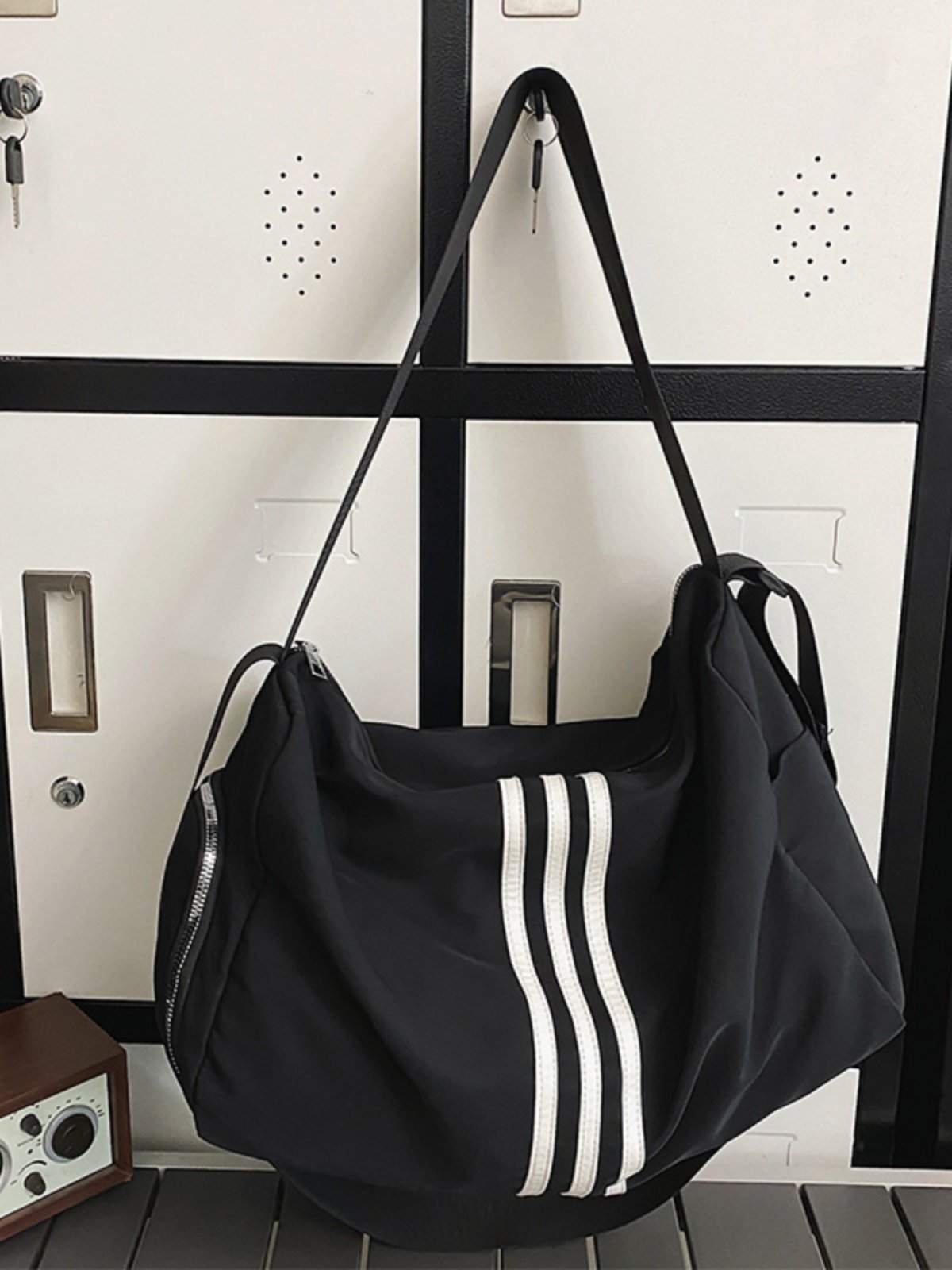 Sporty Yoga Gym, dry, wet and separate swimming packs, light and heavy, slashy packs for bags