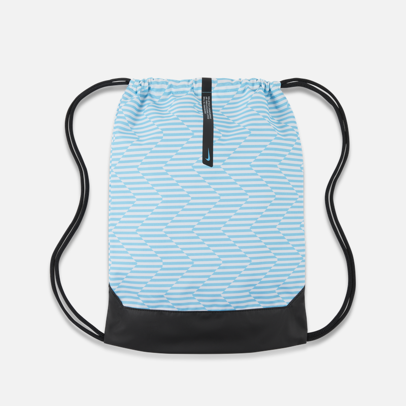 Nike Neck's official football gym bag in the autumn
