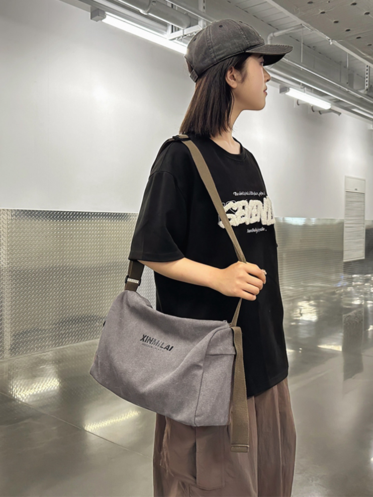 Worker rags, man retrospect, old leisure tweezer, high-capacity sports pack, one-carriage shoulder pillow bag