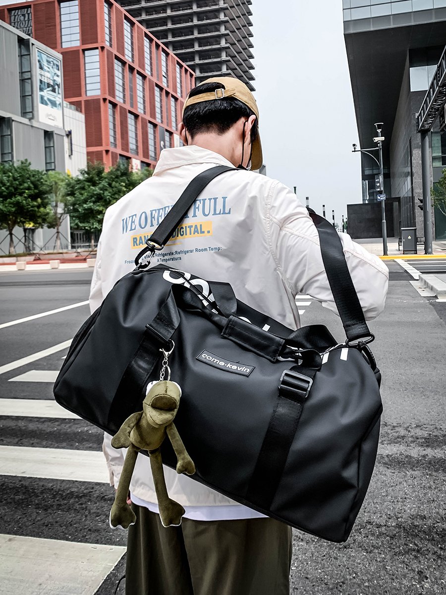 Short-distance bag, male handbag and female, over-capacity travel bag bag, dry and wet separation gym kit
