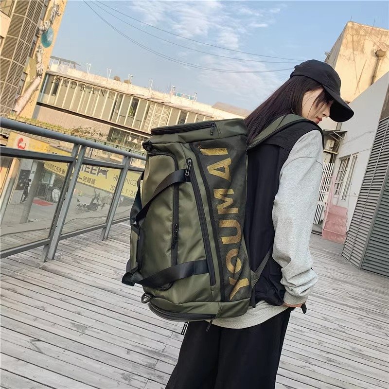 A large-capacity sports kit, a dry and wet separation kit, a multi-purpose double-shoulder backpack