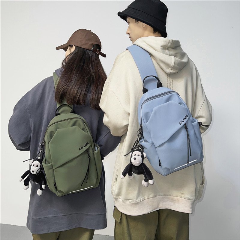 The pec-pack female slash-bag movement rides a 100-carriage one-shoulder bag with 2024 new large-capacity little bag of students backpacks