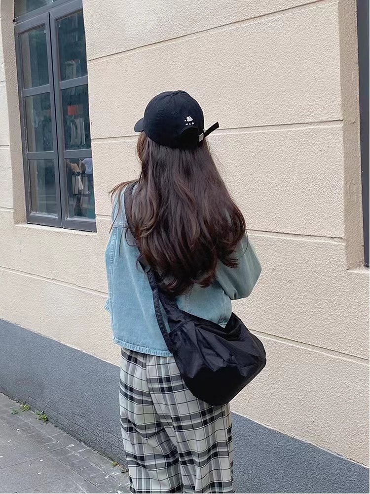 Waterproof nylon dumplings, male and female, slashy slants, stylish sports, high-capacity, single-shoulder-tot packs