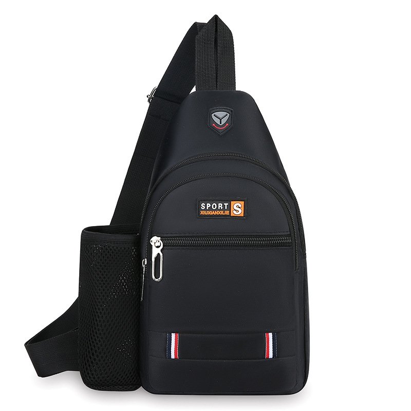 A new chest bag for a man with a large commercial commuting capacity, one-capable one-shoulder kettle cup, a multi-purpose motion slant bag