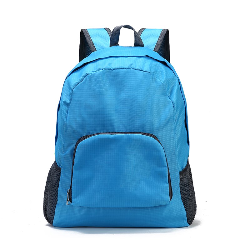 two-shoulder-packed commercial for the customized golo training on gift pack folding