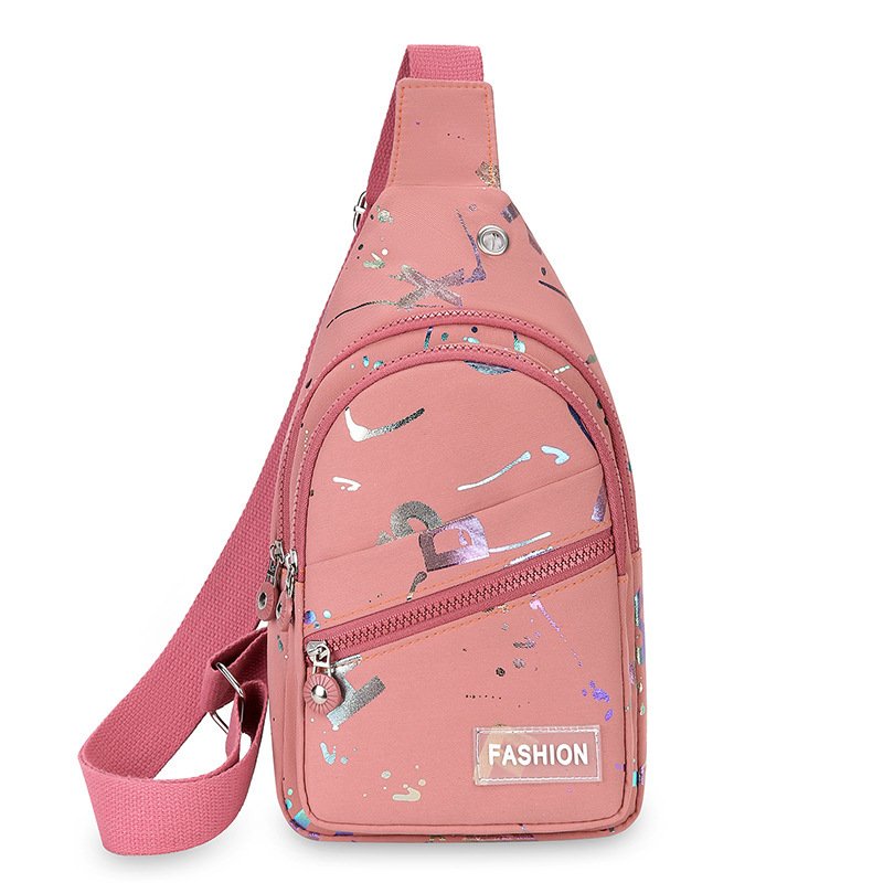 A pecs bag, a han-style sports one-shoulder bag, and a new pecs bag for the chest