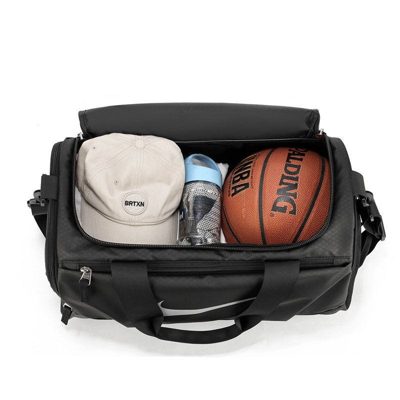 Gyms packs for men and women with high-capacity water-resistant basketball packs with one-shouldered, dry-wet-seated shoes