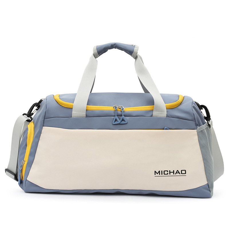 Travel packs with a large capacity of women on short-distance dry and wet separations with a package of bags for delivery and exercise