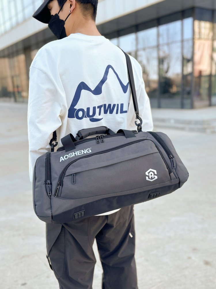 Multi-purpose large-capacity handbags for sports and physical fitness packs for outdoor and outdoor backpacks for travel, both men and women
