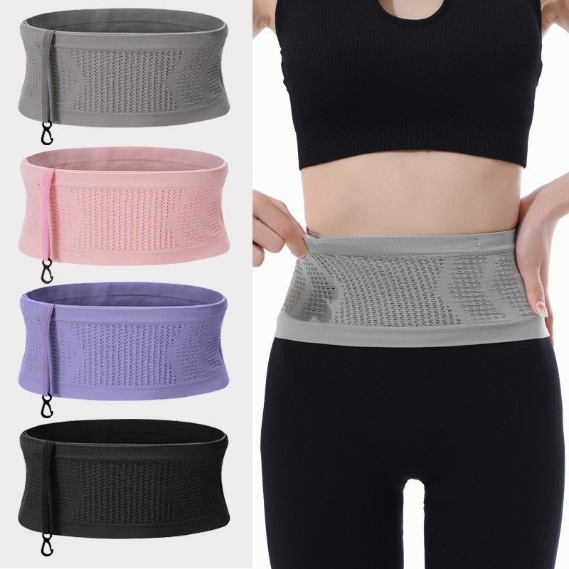 A sports bag with a multi-purpose belt and an open morning gym for invisible women