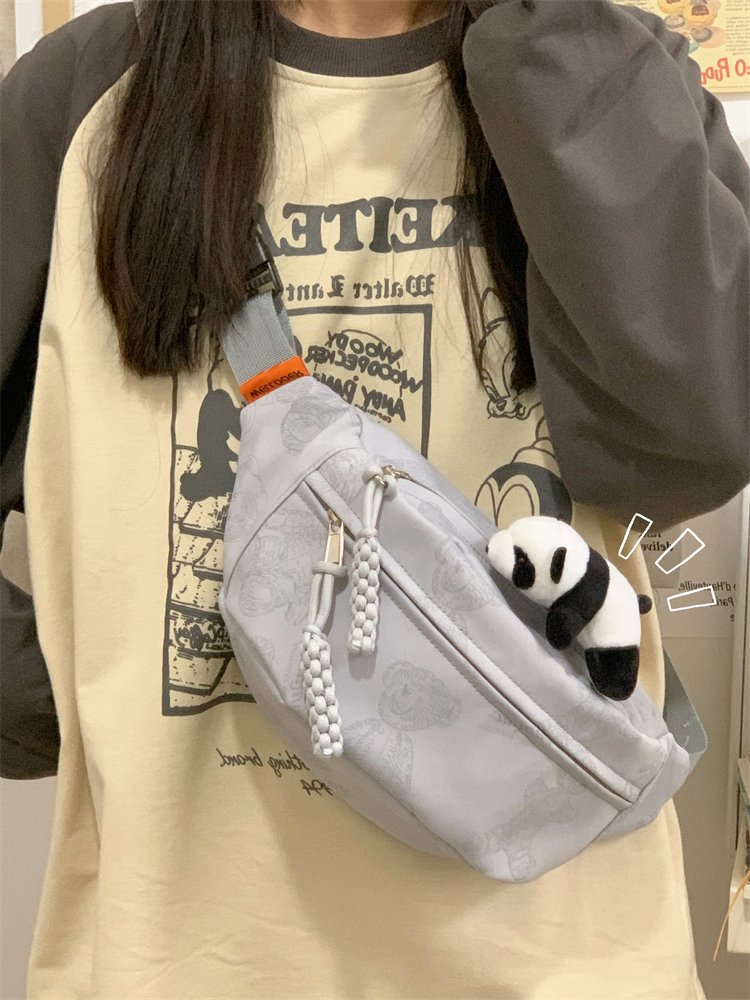 A light-cut, cute little bag of women's sports bag, a slant-backed bag of women, and a travel kit of women's pecs