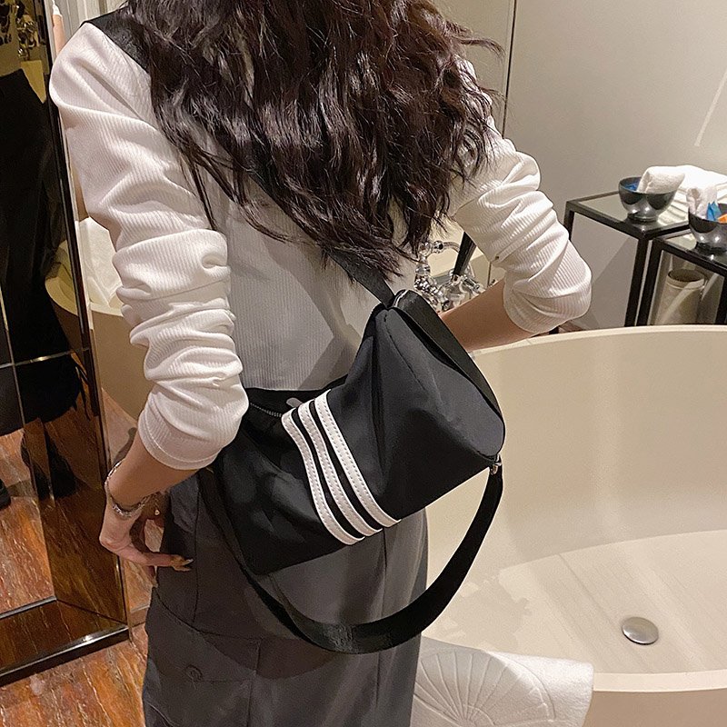 Advanced Sensory Travel Slipbags 2024 new high-capacity commuting and leisure sports gym kit for women