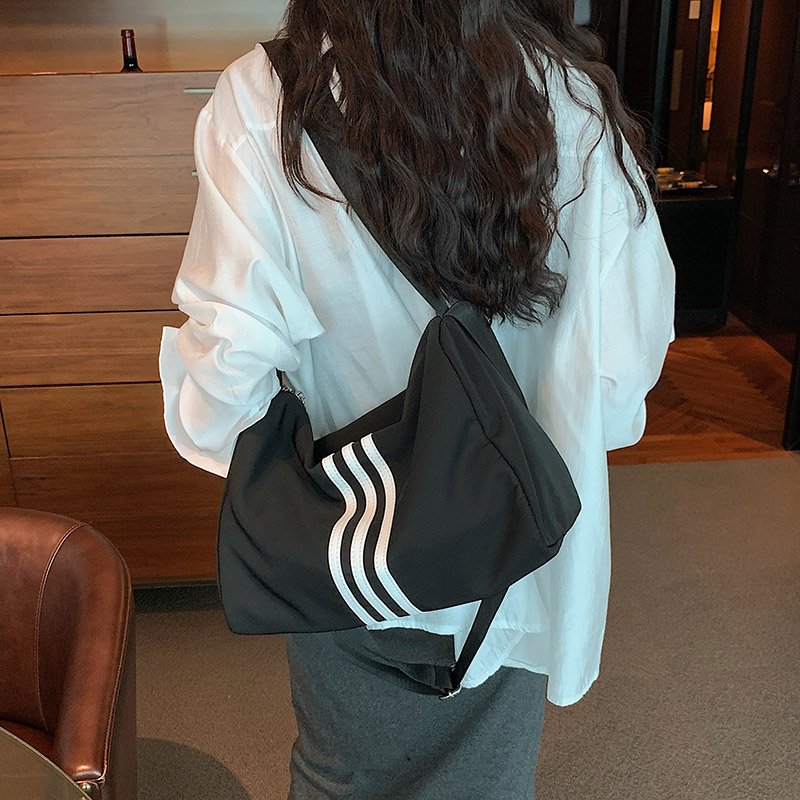 Advanced Sensory Travel Slipbags 2024 new high-capacity commuting and leisure sports gym kit for women