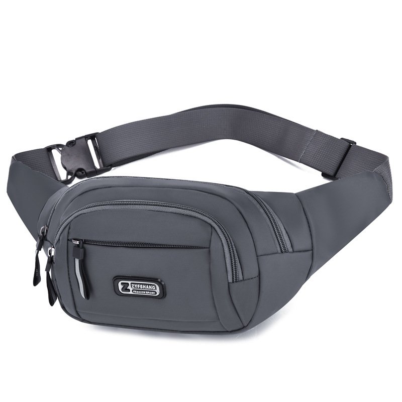 The cashier's multi-purpose cashier's wallet, large-volume men and a gravy-resistant rag sports bag across the chest