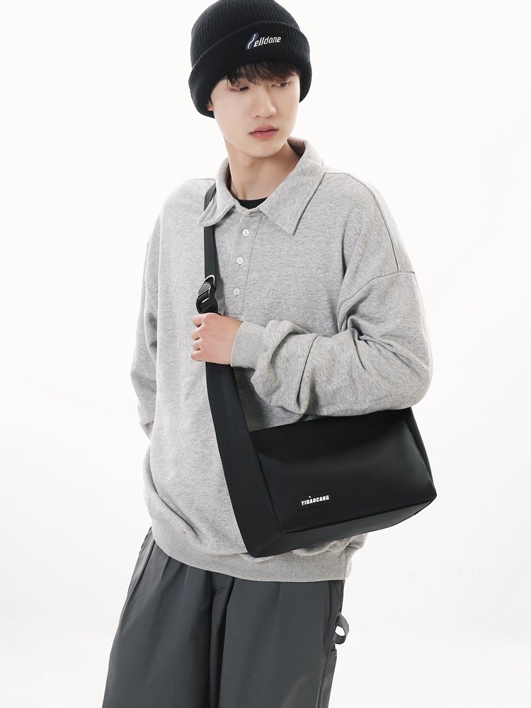 A new 2024 large-capacity sports bag for the rest of the world