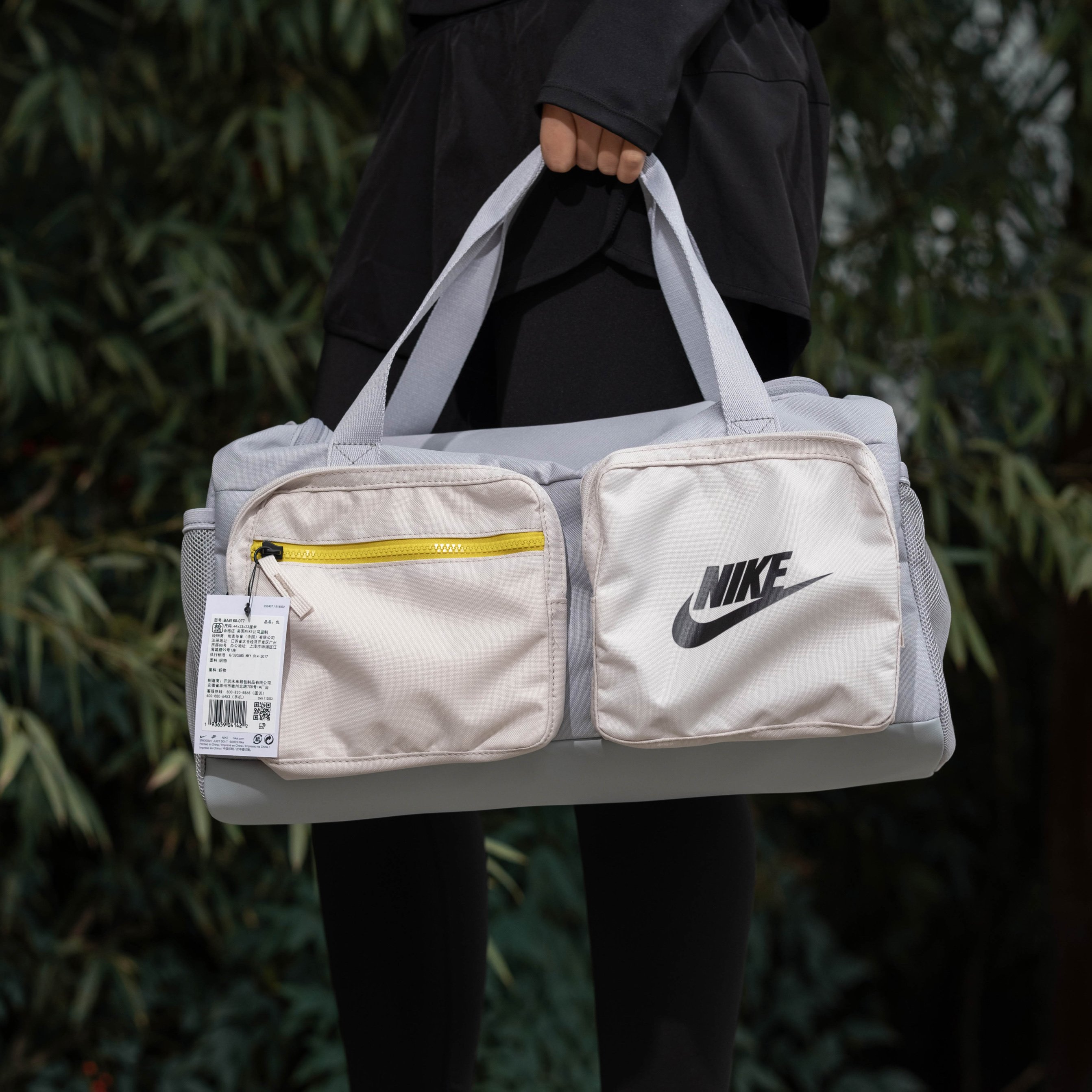 NIKENENEK GYMNASIUM RECREATIONAL GYMNASIUM GYMNASIUM TRAINING SINGLE-SHOULDERED HANDBAG SHORT-RANGE TRAVEL PACKAGE