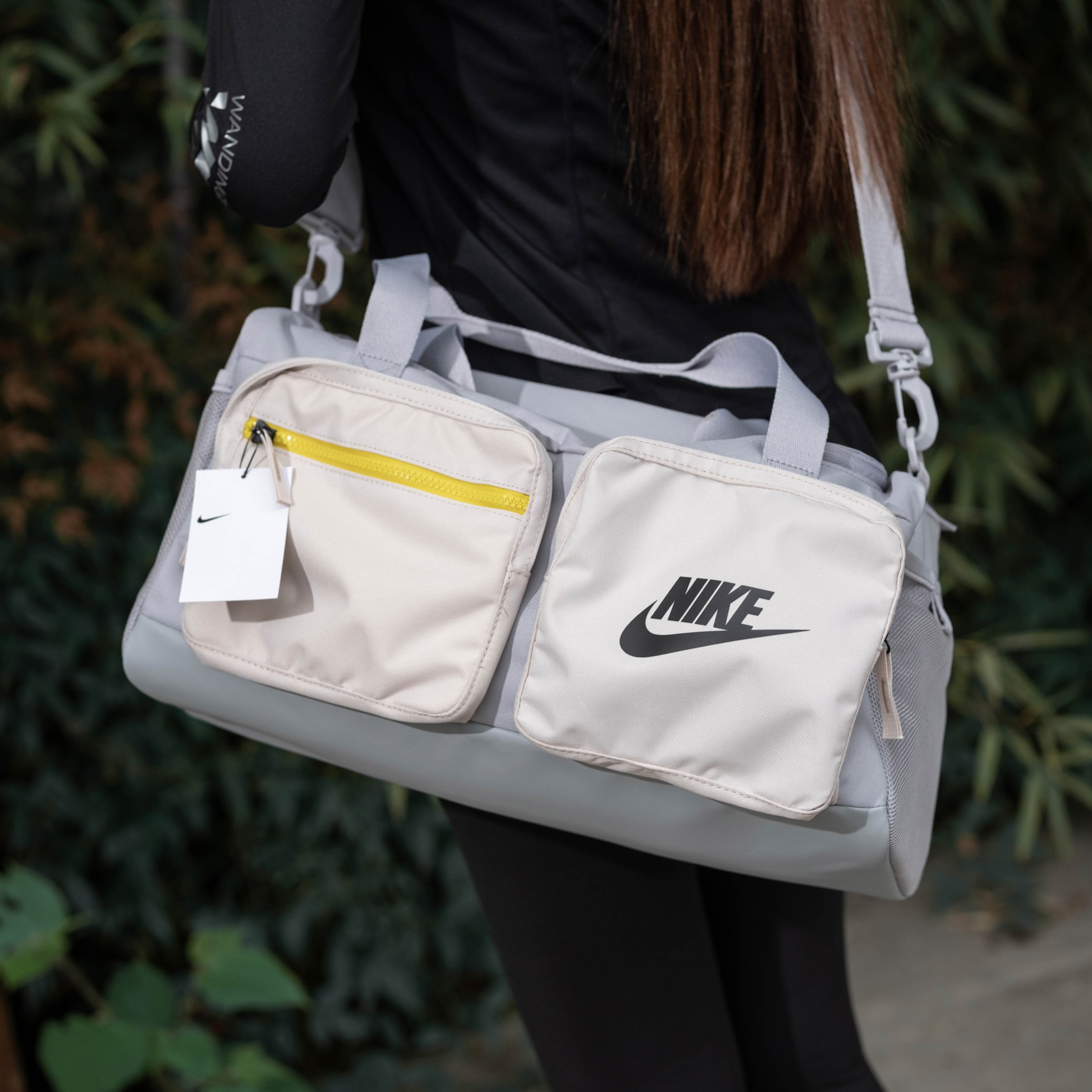 NIKENENEK GYMNASIUM RECREATIONAL GYMNASIUM GYMNASIUM TRAINING SINGLE-SHOULDERED HANDBAG SHORT-RANGE TRAVEL PACKAGE