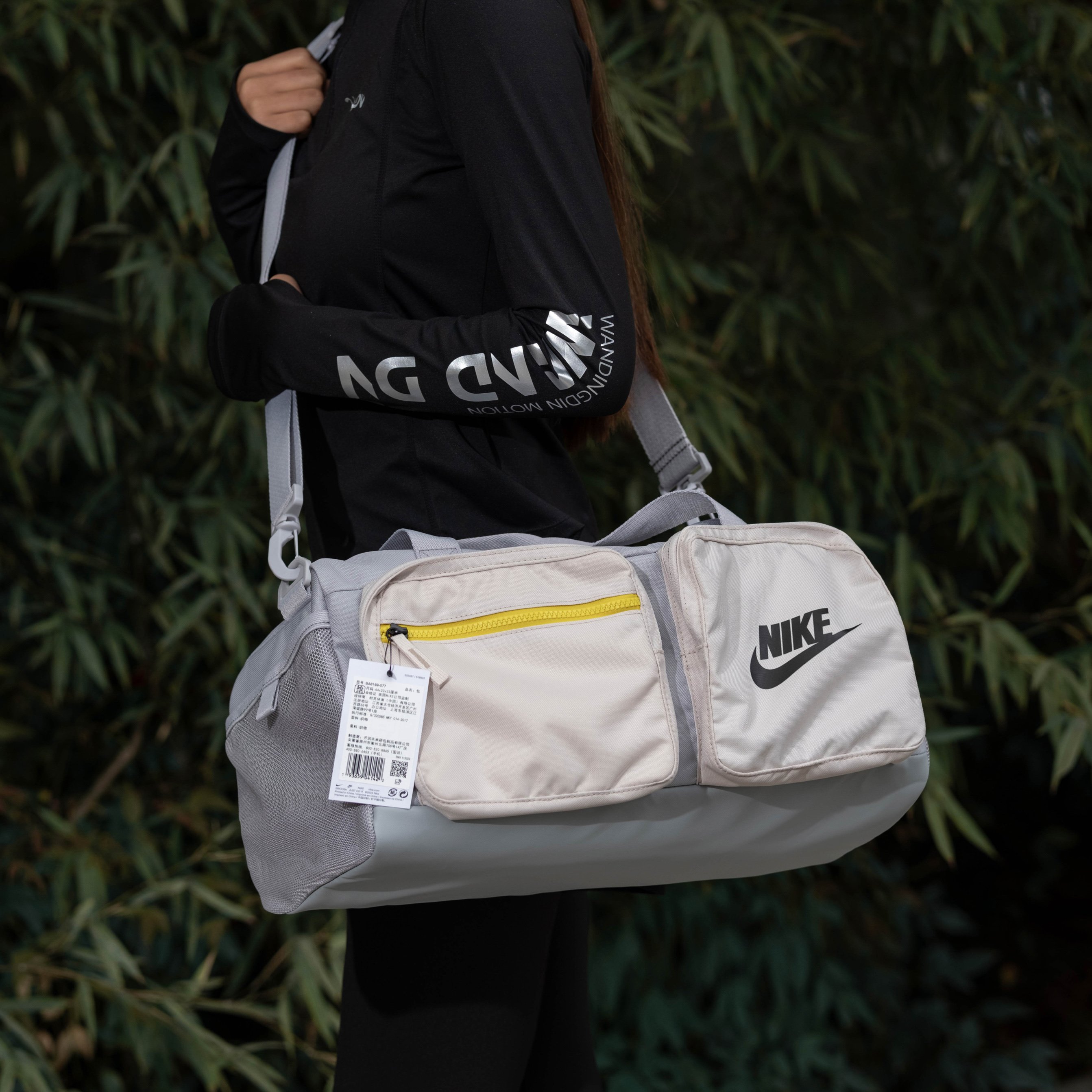 NIKENENEK GYMNASIUM RECREATIONAL GYMNASIUM GYMNASIUM TRAINING SINGLE-SHOULDERED HANDBAG SHORT-RANGE TRAVEL PACKAGE