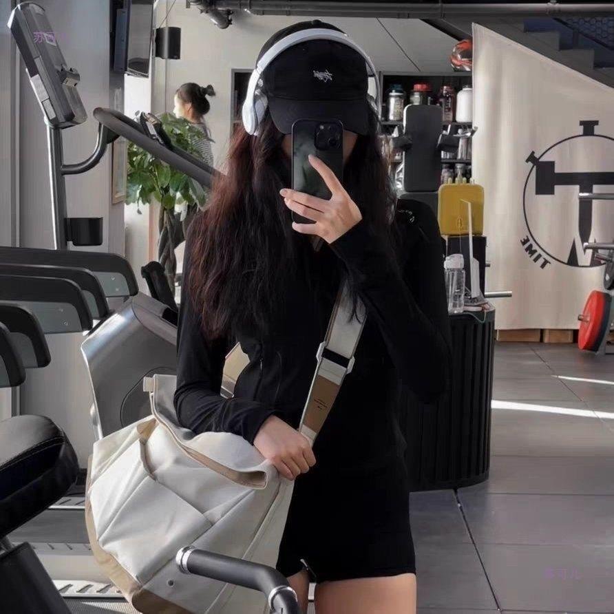 The same 2024 new travel kit for men and women, short-distance, large-capacity gym, dry, wet and separated shoe silos