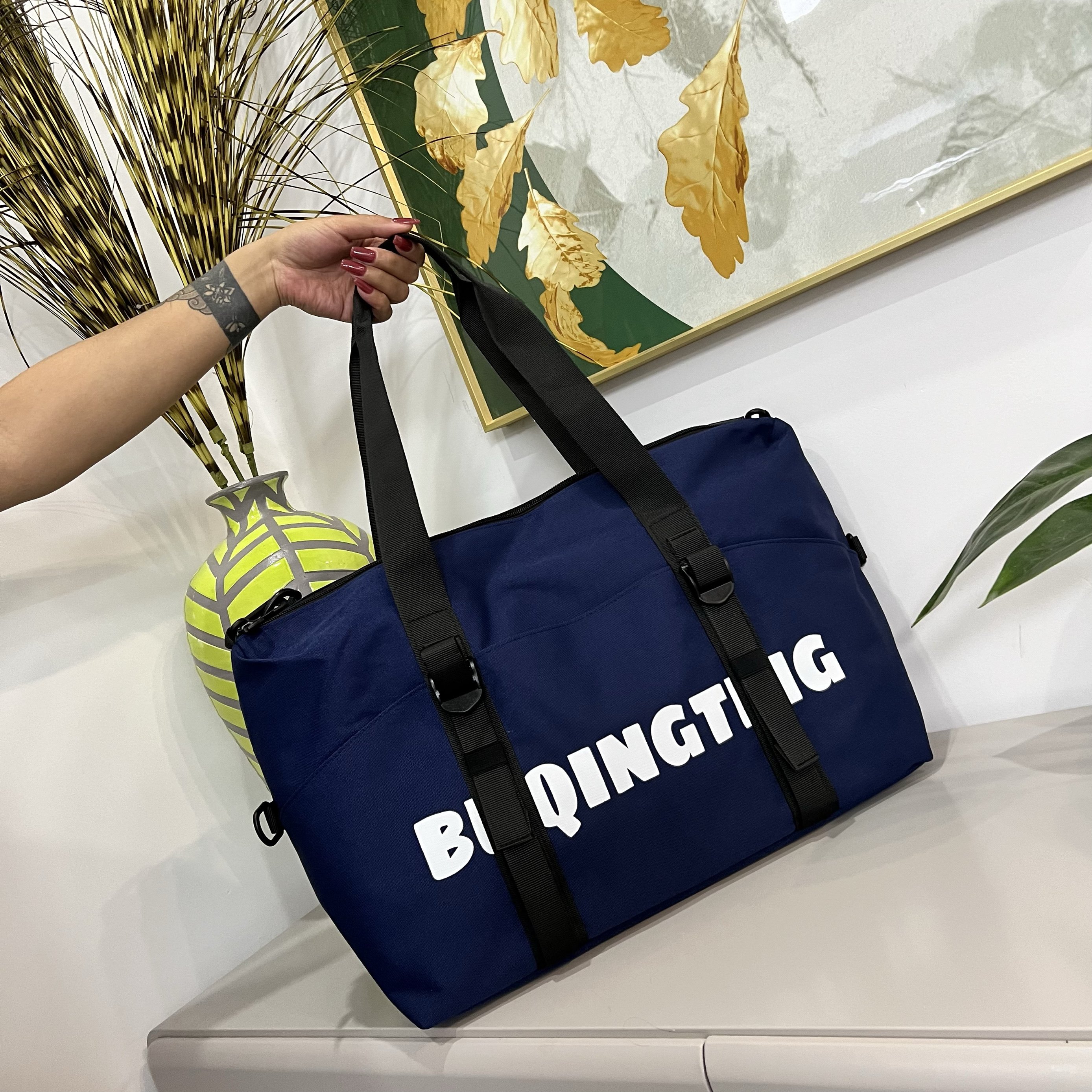 Hand-held slash-and-slip bag for super-light-high-capacity travel bag, and waterproof bag for men and women