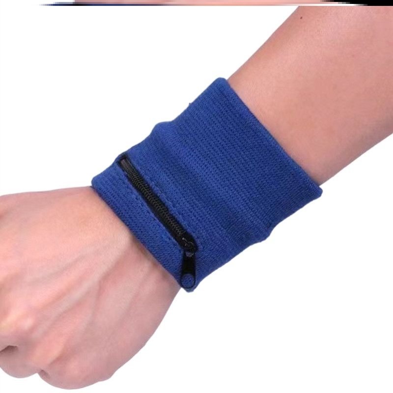 A running phone bag with a hand-carriage and a hand-carriage close to the mini arm and a sweating arm with a key card bag
