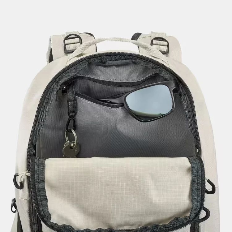 Fashion Design Wholesale Outdoor Travel Large 20l Waterproof Climbing Camping Hiking Mountain Bag Mountaineering Backpack