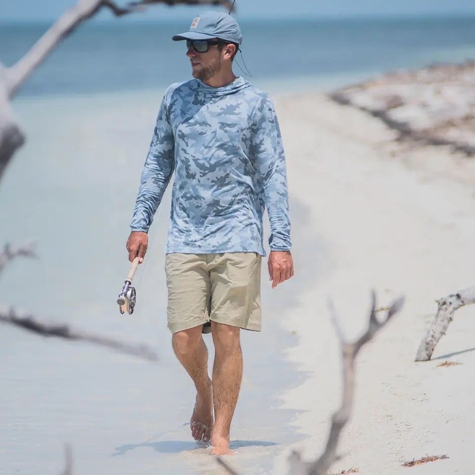 2024 OEM High Quality Sublimation Printing Quick Dry Polyester Performance Fishing Hoodie UPF 50 Hooded Fishing Shirt