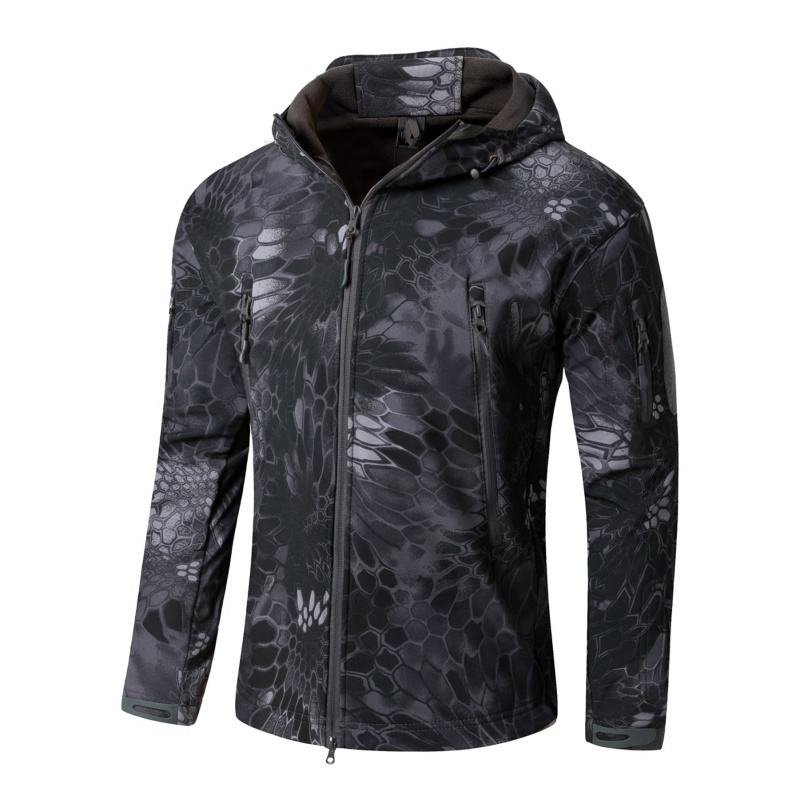 Customized outdoor tactical jacket with LOGOMen camouflage waterproof soft shell Hoody Hiking camping jacket Coat Cargo jacket