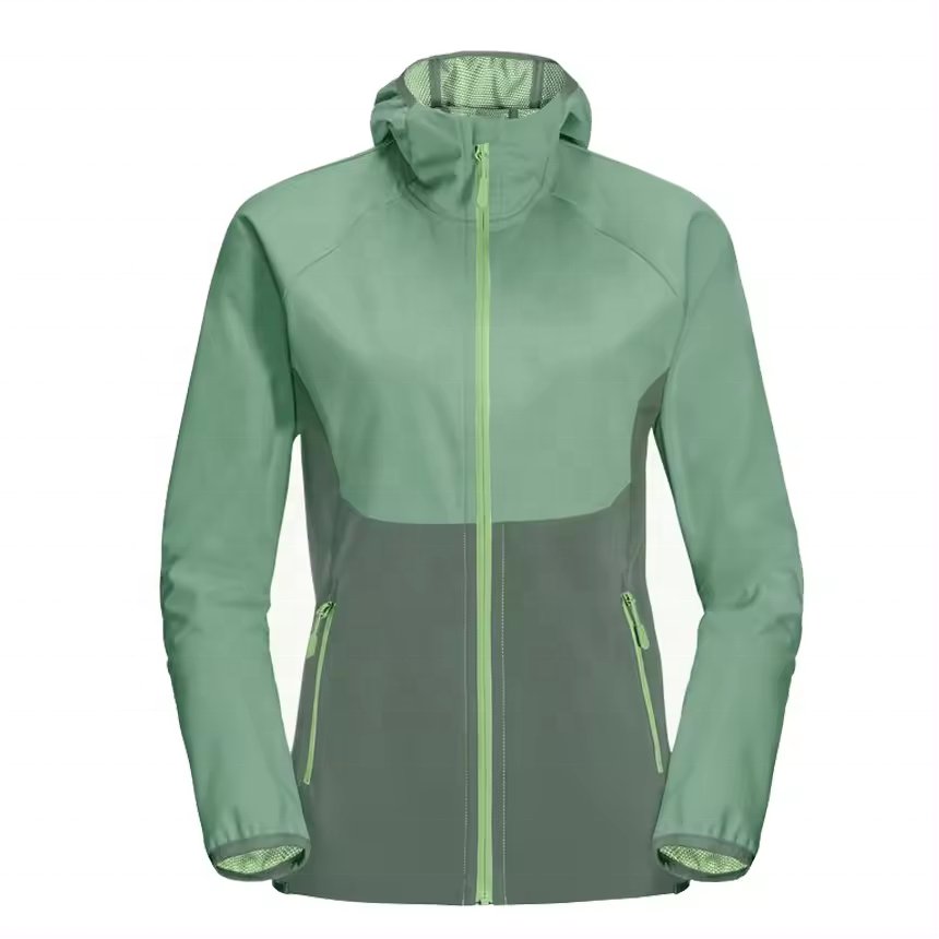 Custom Women Outdoor Waterproof Softshell Hiking Jacket High Quality Windproof Camping Coat Breathable Mesh Jacket Rain Coat