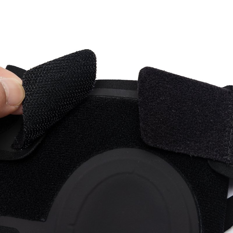 THE NEW UA ANDRMA SPORTS KIT IS OPEN FOR ANKLE-BLACKING FITTINGS 24510701