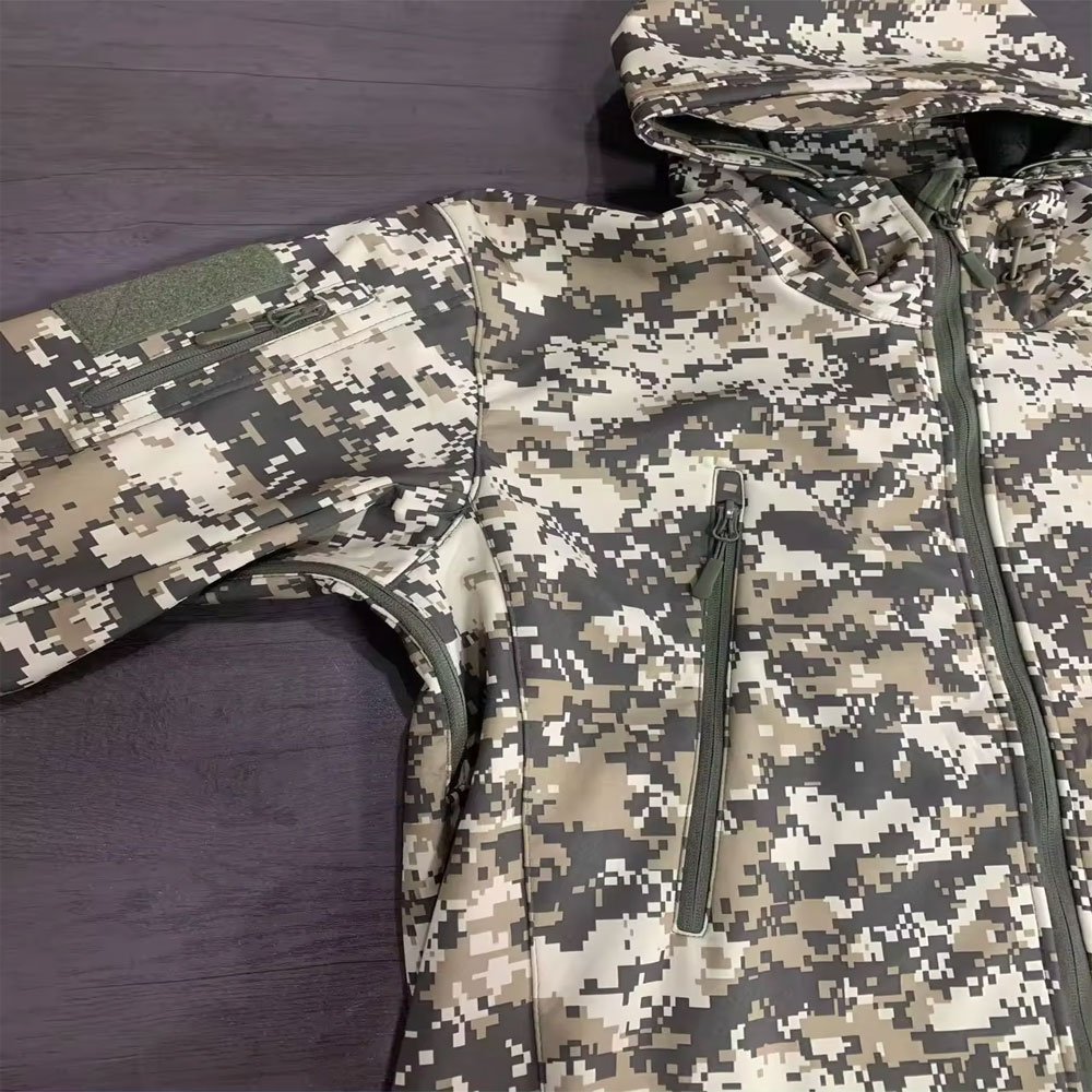 Spring Fashion High Quality Khaki Camouflage Tactical Windbreaker Outdoor Hiking Hunting Jacket Waterproof Outdoor Coat
