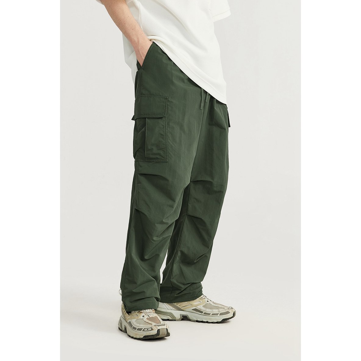 Hongmao custom men Nylon windproof drawstring hems cargo casual Hiking pants men's outdoor Casual plus size khaki trousers