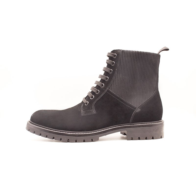 High quality and customizable men's outdoor fashionable thick soled lace up Martin boots, comfortable casual shoes