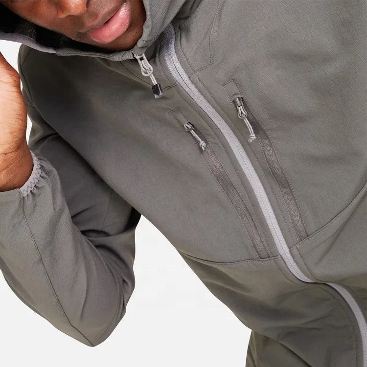 Custom Men Waterproof Outdoor Hiking Jacket Breathable Mountain Climbing Windproof Rain Jacket with Hood Windbreaker