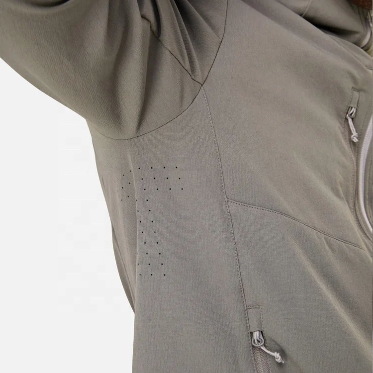 Custom Men Waterproof Outdoor Hiking Jacket Breathable Mountain Climbing Windproof Rain Jacket with Hood Windbreaker